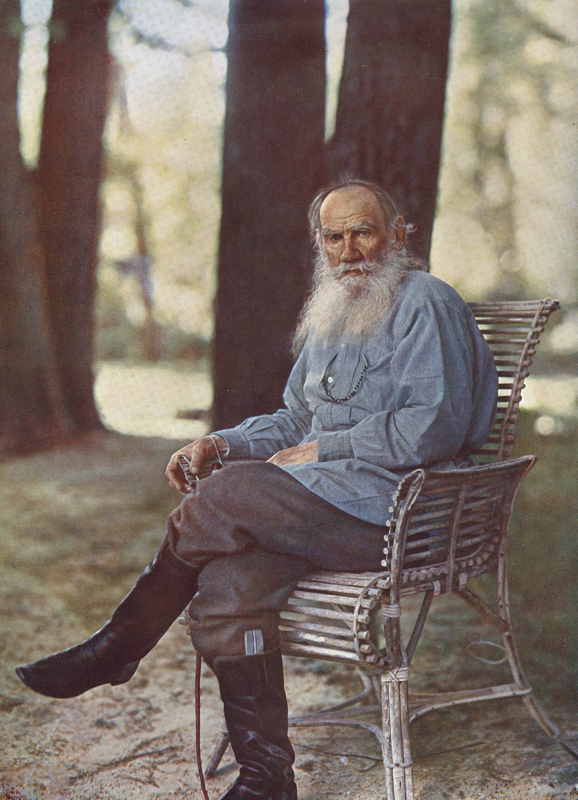 Лев Толстой в Ясной Поляне, цветная фотография Прокудина-Горского 1908 года